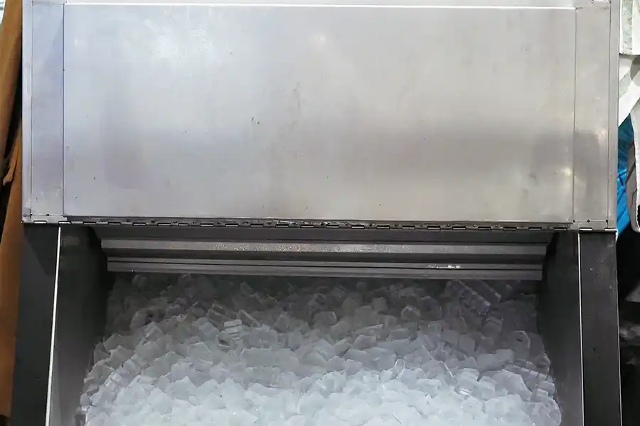 How Routine Cleaning Reduces Ice Machine Malfunctions in Houston, TX