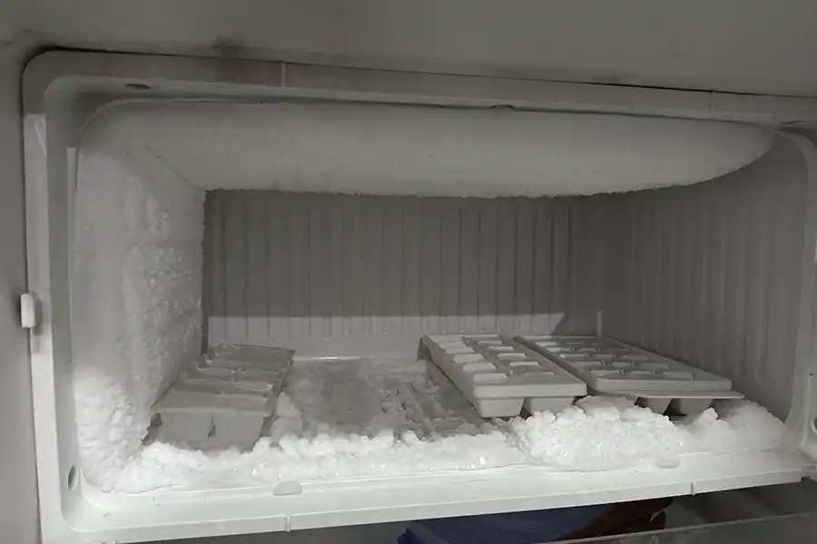 How Routine Cleaning Reduces Ice Machine Malfunctions Houston, TX